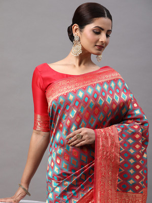 Divastri Woven Kanjivaram Silk Blend Saree(Red)