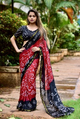 Dharmata Enterprise Self Design Bandhani Art Silk Saree(Red)