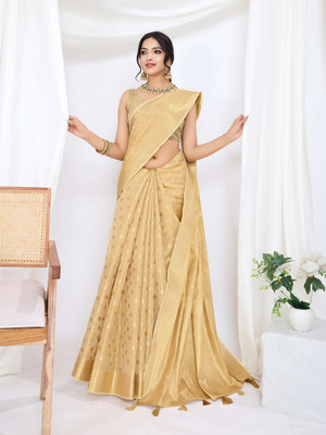 Tasrika Woven Banarasi Tissue Saree(Gold)