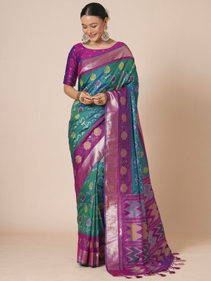 Tasrika Woven Pochampally Silk Blend Saree(Blue)