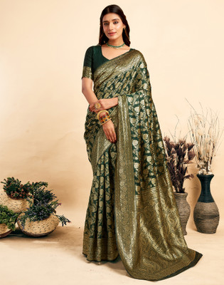 Samah Embellished, Woven, Self Design Banarasi Silk Blend, Jacquard Saree(Dark Green, Gold)