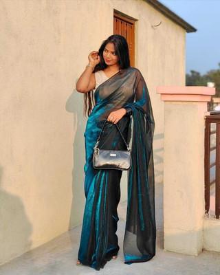 Vragi Solid/Plain Bollywood Lycra Blend Saree(Green)