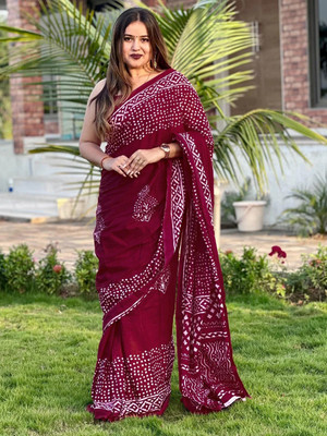 jay murlidhar textile Blocked Printed Ikkat Pure Cotton Saree(Maroon)
