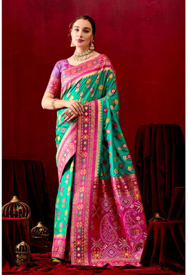 Kathavastra Animal Print, Floral Print, Woven Patola Pure Silk Saree(Green)