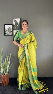 Aika Woven Kanjivaram Cotton Silk Saree(Light Green)