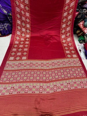 Rudra Fab Self Design, Woven Bandhani Pure Silk Saree(Green)