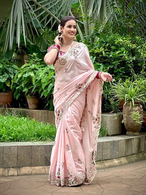 wonaari Printed Daily Wear Silk Blend Saree(Pink)