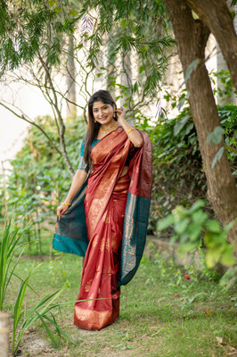 Tasrika Woven Kanjivaram Cotton Silk Saree(Maroon)