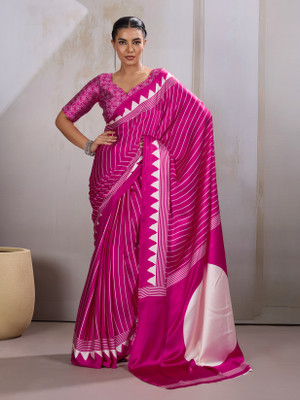 SARETRA MALL Printed, Geometric Print Bollywood Satin Saree(Magenta)