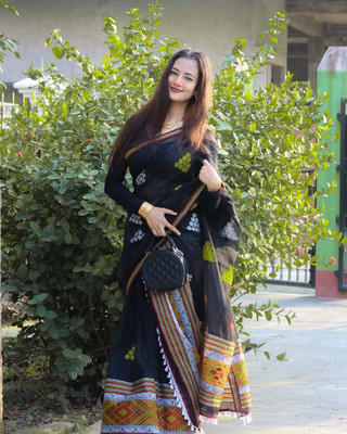 S P CREATION Woven Mekhela Chador Cotton Blend Saree(Black)
