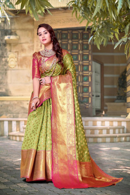 jayant creation Self Design, Woven Banarasi Silk Blend, Jacquard Saree(Light Green)