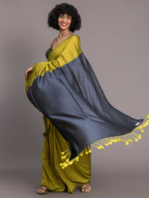 Anjali textile Solid/Plain Handloom Cotton Blend Saree(Light Green)