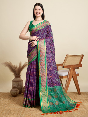 Nayanthara Trends Woven Patola Silk Blend Saree(Purple)