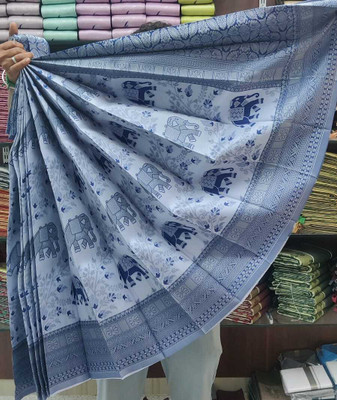 het designer studio Floral Print, Applique, Blocked Printed, Embroidered, Woven, Self Design Bollywood Georgette Saree(Blue)