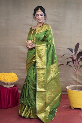 YUG ART Self Design Paithani Silk Blend Saree(Light Green)