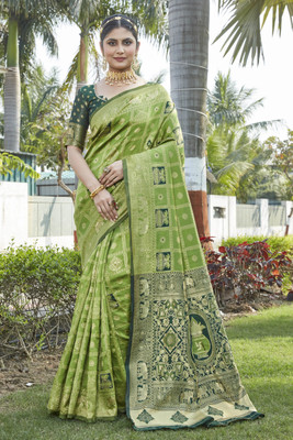 SellZone Blocked Printed Banarasi Cotton Silk, Jacquard Saree(Dark Green)