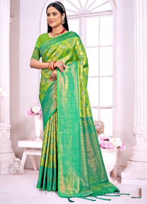 BUNAWAT Woven Handloom Silk Blend Saree(Green)