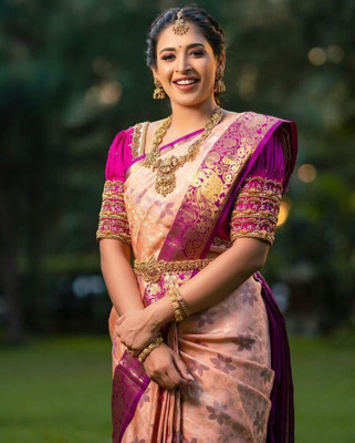 HouseOfCommon Striped Banarasi Pure Silk Saree(Yellow)