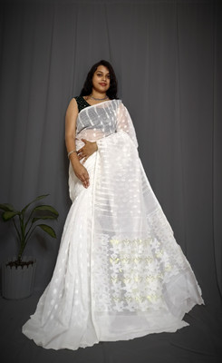 HouseOfCommon Self Design Tant Pure Cotton Saree(White)