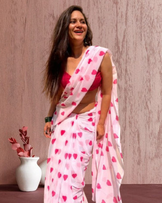 Jayu Printed Bollywood Georgette Saree(Red, White)