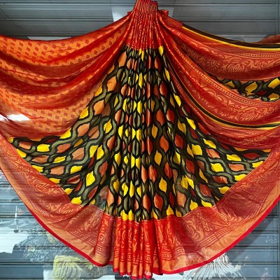 Hensi sarees shop Printed Daily Wear Brasso, Art Silk Saree(Black, Red)