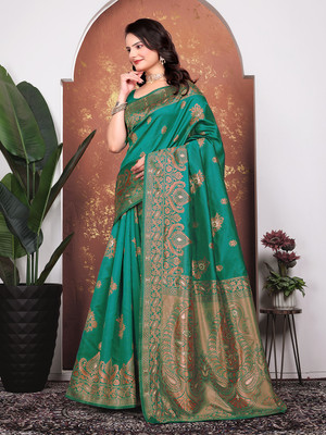 maayro Embellished Banarasi Silk Blend Saree(Green)