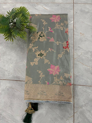 Jai maa bhagwati enterprises Floral Print, Solid/Plain Bollywood Art Silk Saree(Grey)