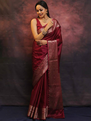 AMRUTKALA SAREES Woven Banarasi Silk Blend Saree(Maroon)