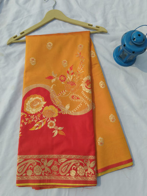 KASHIRATNAM Embellished, Paisley, Printed, Woven Banarasi Pure Silk Saree(Yellow)