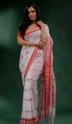 Parbati fashion Self Design Handloom Cotton Blend Saree(Silver)