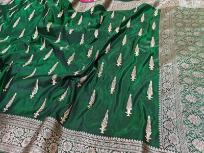 GS creation Embroidered Kanjivaram Art Silk Saree(Dark Green)