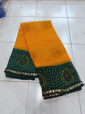 Metro Textiles Printed Bandhani Georgette Saree(Yellow)