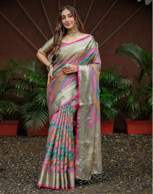 Satrani Woven Banarasi Silk Blend Saree(Grey, Gold)