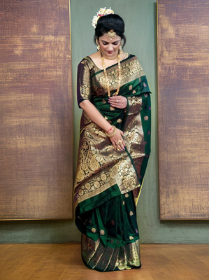 Kartvya Printed, Embellished Kanjivaram Jacquard, Pure Silk Saree(Dark Green)