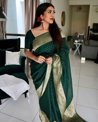 Jay Pal Woven Banarasi Jacquard Saree(Green)