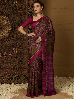 Divastri Printed Ikkat Silk Blend Saree(Light Green, Multicolor)