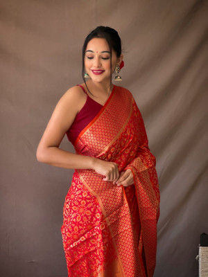SUDIPTA Woven, Printed Patola Pure Silk Saree(Red)