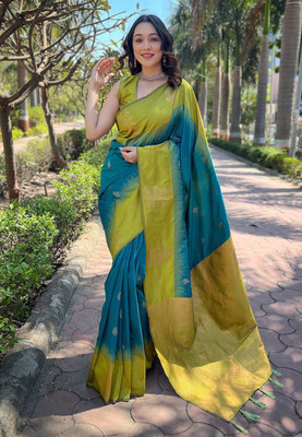 Sitanjali Embellished Kanjivaram Jacquard Saree(Light Blue)