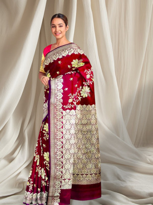 ajmera fashion Floral Print Bollywood Silk Blend Saree(Maroon)