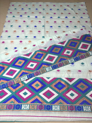 MEKELASADOR Embroidered Daily Wear Cotton Blend Saree(Light Blue)