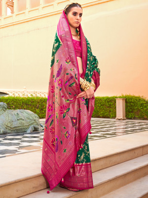 Tasrika Woven Banarasi Silk Blend Saree(Green)