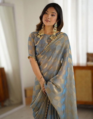 Satrani Woven Bollywood Jimmy choo, Chiffon Saree(Blue)