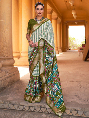 ANOUK Embellished Patola Silk Blend Saree(Light Green)