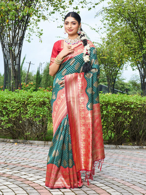 Gariya Fab Embellished Kanjivaram Silk Blend Saree(Dark Green)