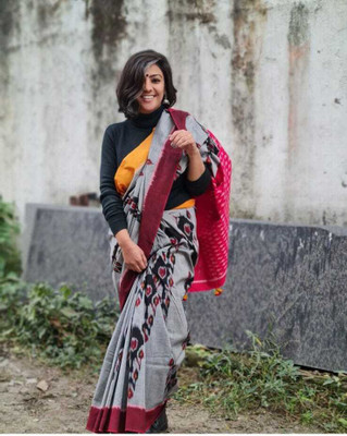 SAMAYARA FASHION Digital Print Bollywood Cotton Blend Saree(Grey)