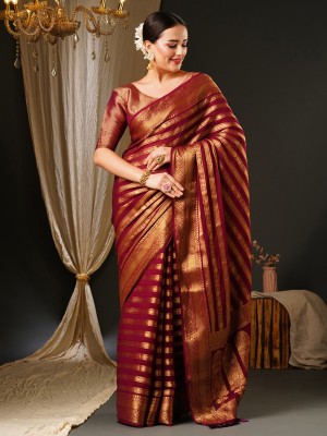 Divastri Woven, Striped Kanjivaram Georgette Saree(Purple)