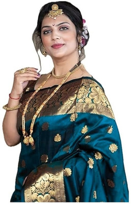 Pireva Woven, Self Design Bollywood Jacquard, Silk Blend Saree(Multicolor)
