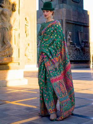 Divastri Woven Banarasi Organza Saree(Green)