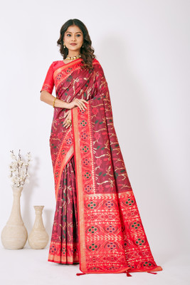 Heirlooms Floral Print, Printed, Woven Banarasi Pure Silk Saree(Green, Red)