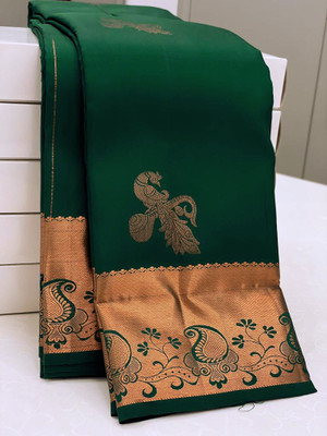 LUGABH Self Design Kanjivaram Pure Silk Saree(Green)